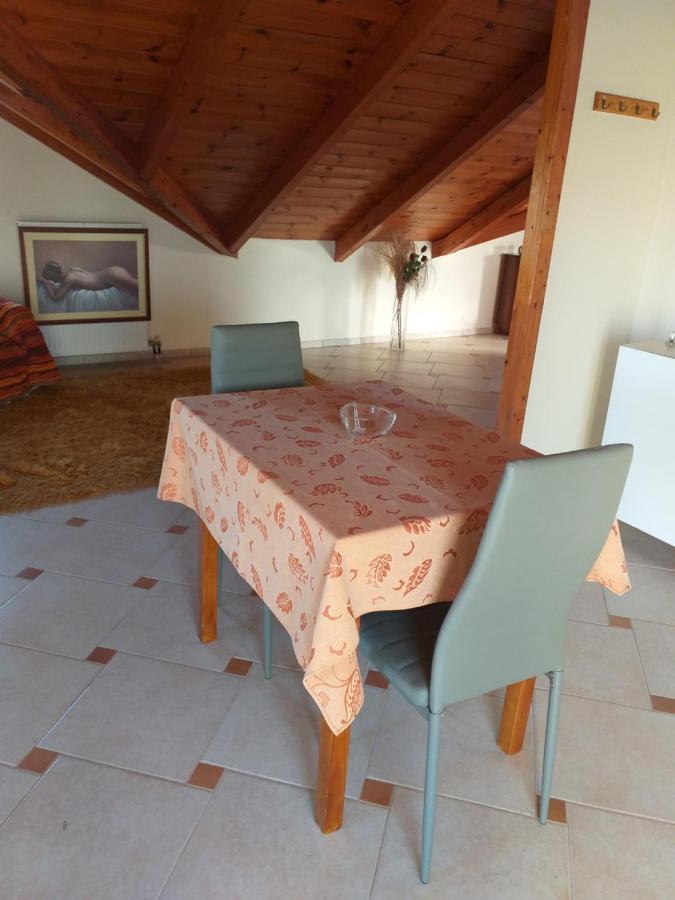 Ostria Seaside Apartments Patras Ngoại thất bức ảnh