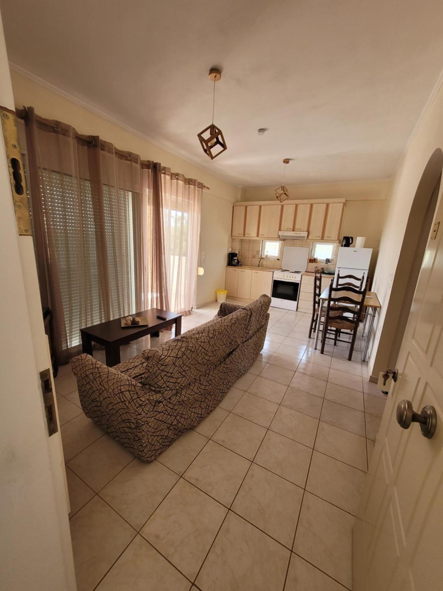 Ostria Seaside Apartments Patras Ngoại thất bức ảnh